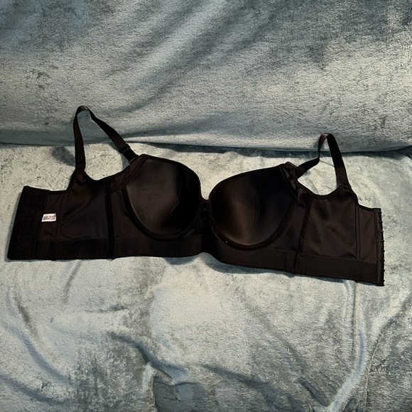 Black bra size 36/80D which is equivalent to US 36C 💕 - Picture 3 of 5